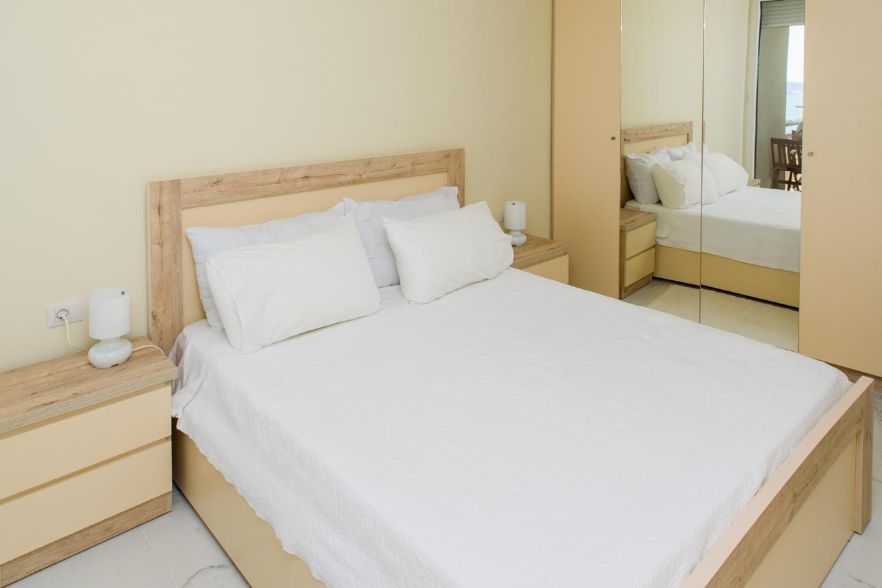 Sunset Apartment Saranda Bay Экстерьер фото